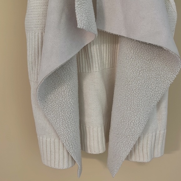 Sweater Vest - Picture 2 of 6